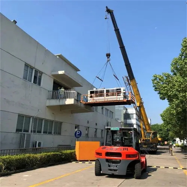 毛感乡起重机司机十吊十不吊